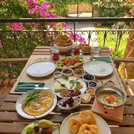 Hotel Cunda Sir